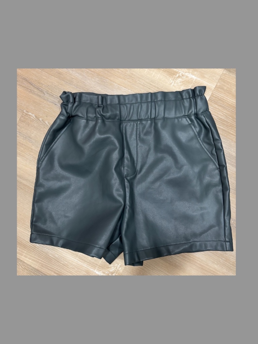 Women's Faux Leather Shorts Size M